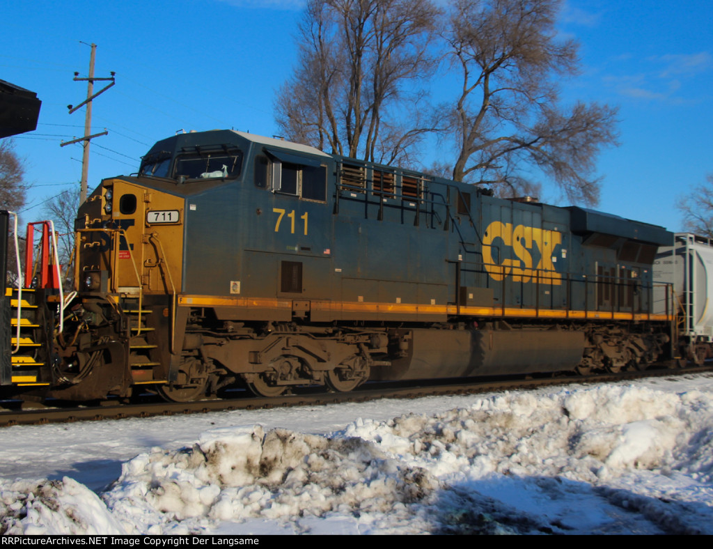 CSX 711